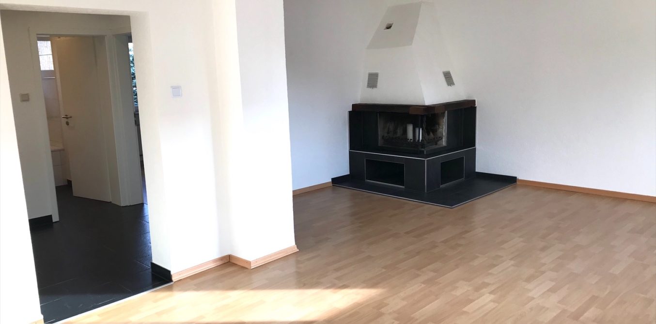 zu vermieten: neu renovierte 3 ZKB-Wohnung mit Balkon SB-Rodenhof