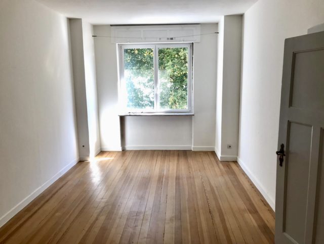 zu vermieten: Schöne, renov. 2 ZKB Wohnung mit Balkon am Hambacher Platz
