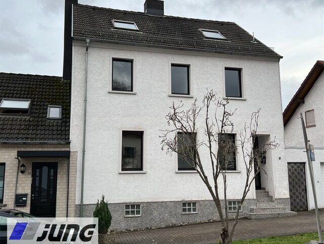 zu verkaufen: schönes Einfamilienhaus mit kleinem Garten in St. Ingbert-Rentrisch