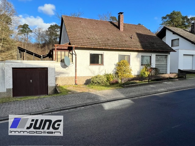 zu verkaufen: freistehendes Wohnhaus in bester Wohnlage von St. Ingbert-Rohrbach