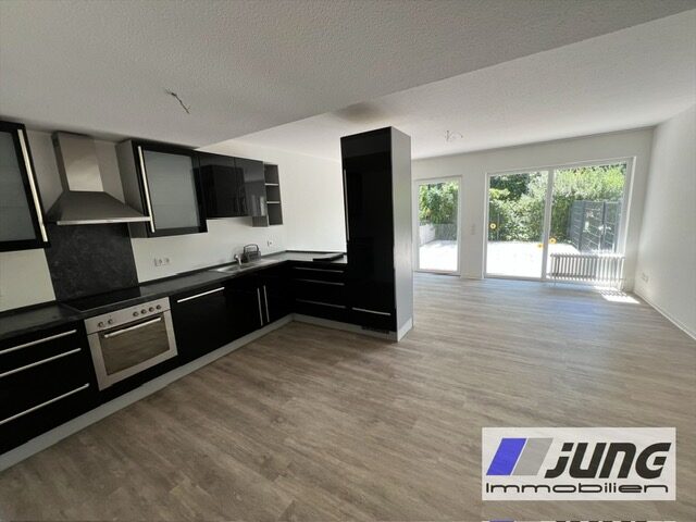 zu vermieten: hochwertige 3 ZKB-Wohnung mit Terrasse (St. Ingbert)