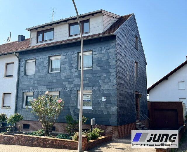 zu verkaufen: Wohnhaus in ruhiger Seitenstraße (St. Ingbert-Rohrbach)