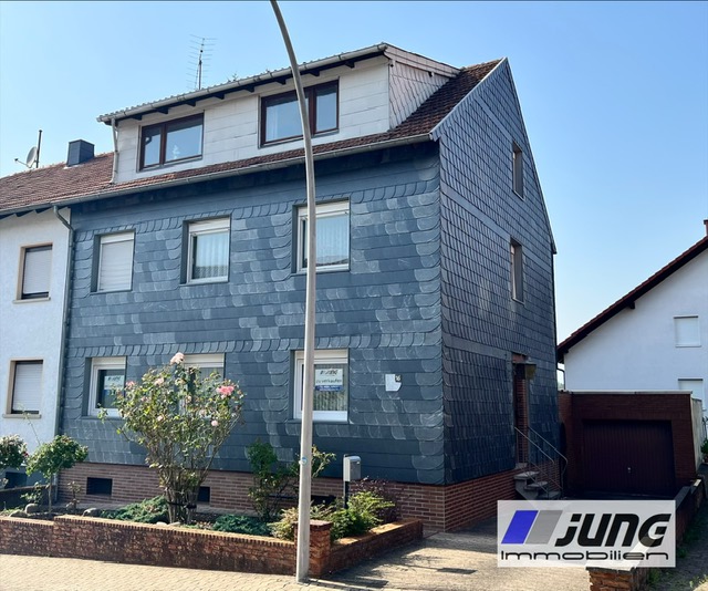 zu verkaufen: Wohnhaus in ruhiger Seitenstraße (St. Ingbert-Rohrbach)