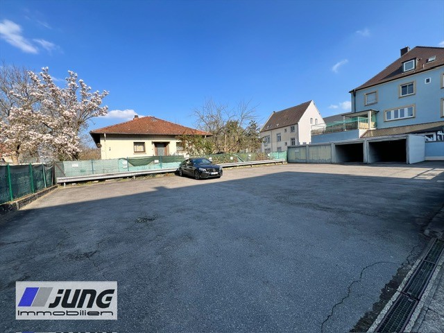 zu vermieten: Parkplätze / Garagen in der Innenstadt von St. Ingbert