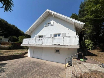 Außenansicht - renoviertes Wohnhaus in bester Wohnlage