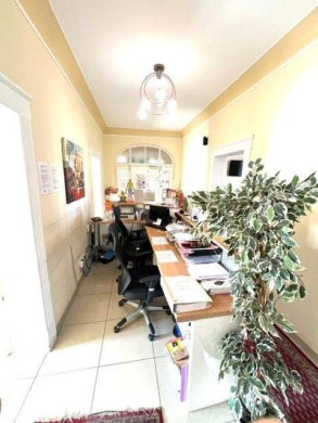 Bild - großzügige 4 ZKB-Altbauwohnung im Zentrum von St. Ingbert