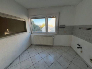 Küche - schicke 2 ZKB-Dachstudiowohnung in St. Ingbert-Süd