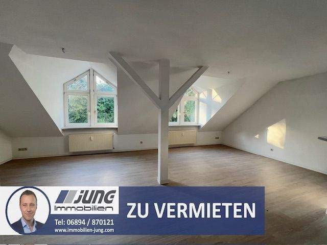 Wohnbereich - schicke 2 ZKB-Dachstudiowohnung in St. Ingbert-Süd