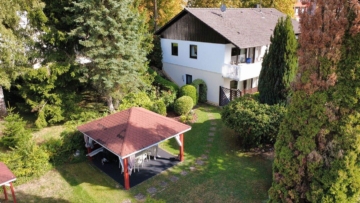 Gartenansicht - freistehendes Einfamilienhaus mit Einliegerwohnung (Elversberg)