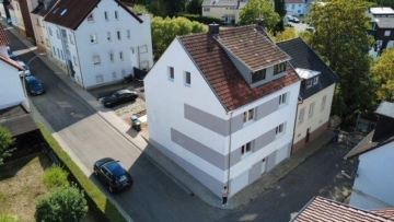 Außenansicht - renovierte 3 ZKB-Dachstudio-Wohnung (St. Ingbert-Süd) Erstbezug!