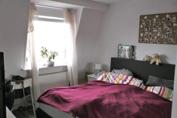 Schlafzimmer 1 - schicke 3 ZKB-Altbauwohnung in St. Ingbert