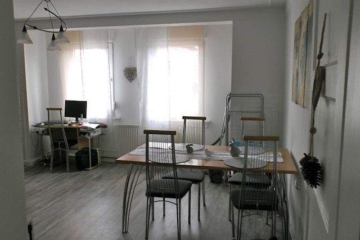 Schlafzimmer 2 / Büro - schicke 3 ZKB-Altbauwohnung in St. Ingbert