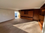 Wohn-/Esszimmer mit Erker und Einbauschränken - freistehender Bungalow in St. Ingbert-Rohrbach