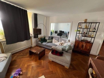 Wohnzimmer - hochwertige 4 ZKB Altbauwohnung in zentraler Lage von St. Ingbert