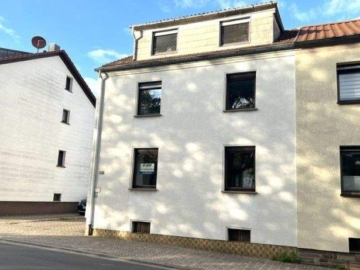 Außenansicht - gepflegtes Einfamilienhaus mit Doppelgarage (St. Ingbert)