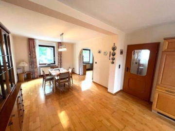 Wohn-/Esszimmer - gepflegtes Einfamilienhaus mit Doppelgarage (St. Ingbert)